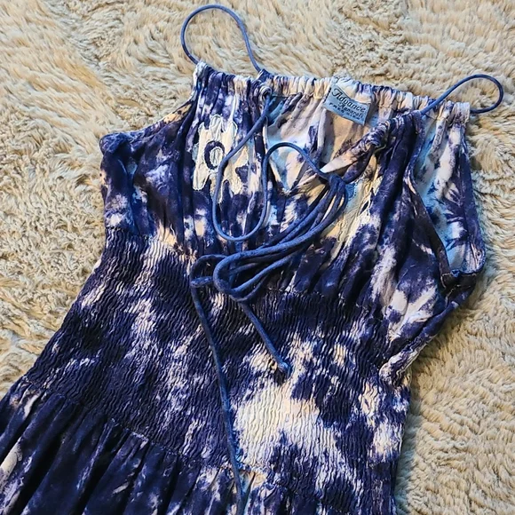 Boho Maxi Dress - Picture 2 of 3